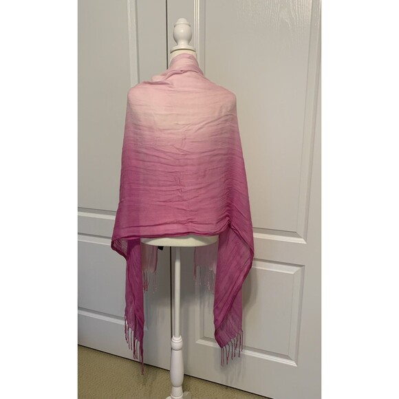 Bloomingdales Exclusive Womens Scarf Wrap Pink Ombre Lightweight 100% Viscose - Picture 5 of 12